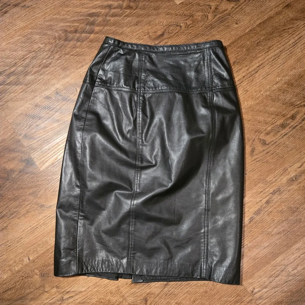 Vintage Black Leather Chaus Skirt 14x25in Chaus Size 10 Chic Made‎ In Uruguay